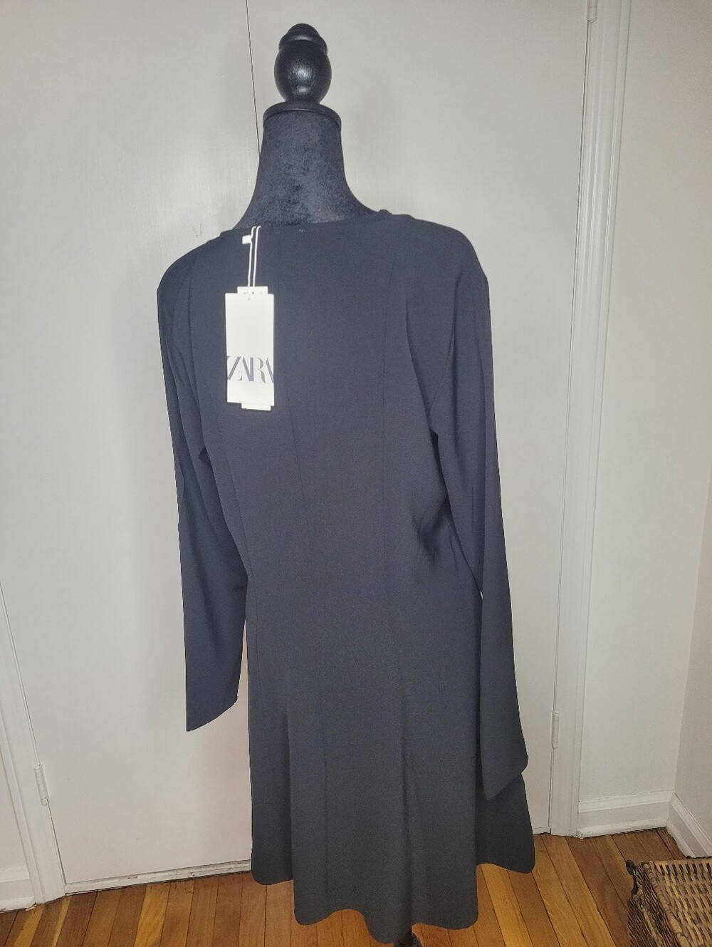 New Zara Elegant Black Long Sleeve Dress - Mini - Picture 3 of 13